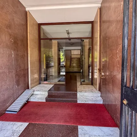 Apartament La Casa Del Sor Marchese A Due Passi Da San Pietro Rzym